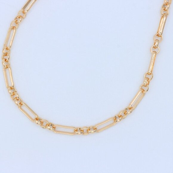 "Minimalist & Elegant Necklace Chain – Perfect for Women & Girls | UNVRC1504 - Picture 5 of 10